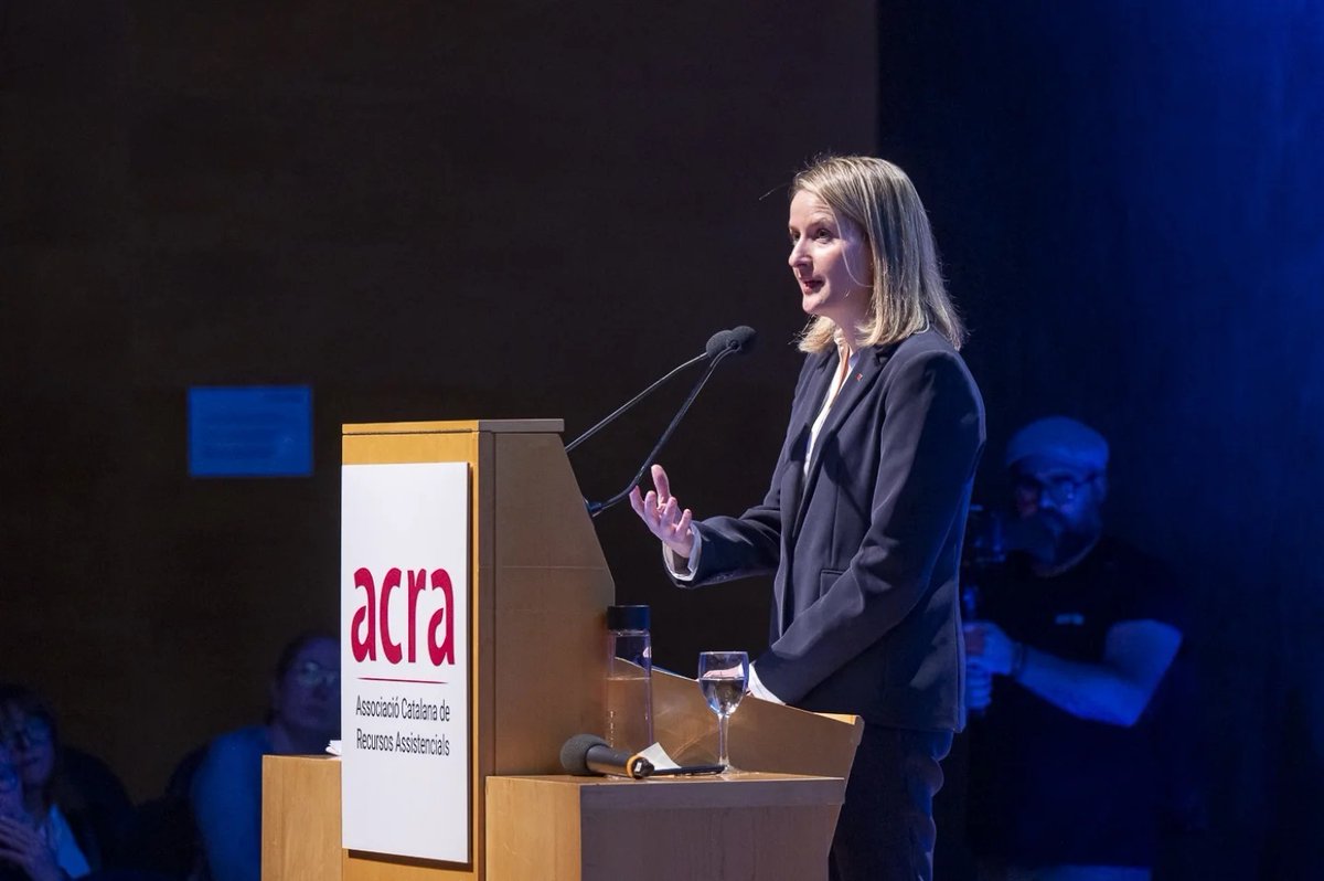 Boris 45 ha tingut l'honor de patrocinar aquesta emotiva gala, que va reunir més de 450 persones compromeses amb el benestar i la qualitat de vida de les persones. Vam estar representats per Mireia Sánchez, Elisabet Cruz i Vicenç Marrè.

#PremisACRA24 #Boris45 #ACRA