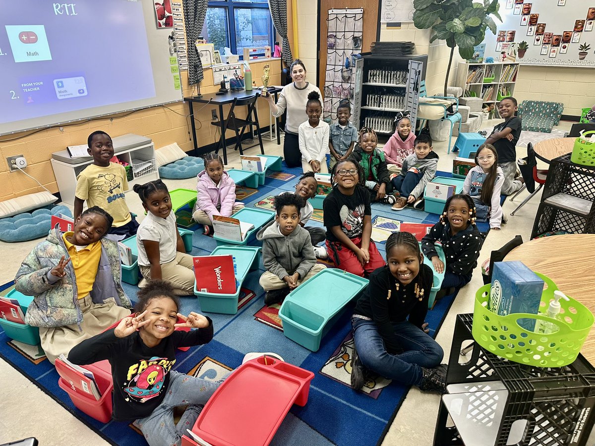 We got 1st place for most minutes read on @zoobeanreads for all of Kindergarten through 2nd! 🥳🥇❤️We are so excited! We read over 1,000 minutes!