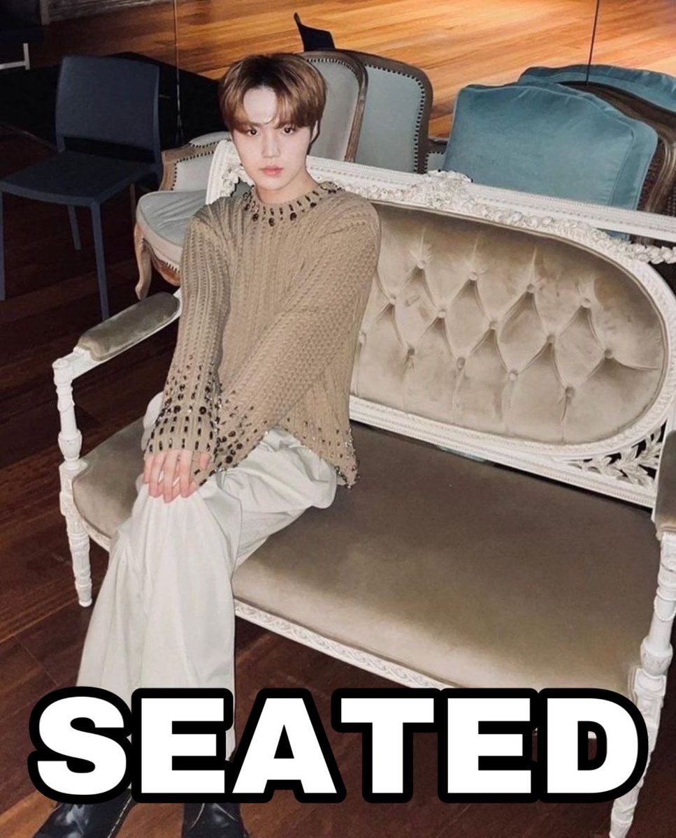 bizzlerxo's tweet image. seated for treasure’s performance at mama