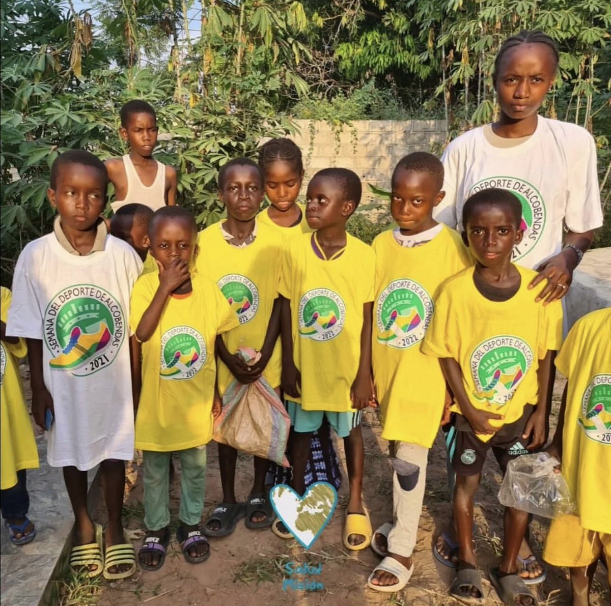 Acercamos Alcobendas, Ciudad Europea del
Deporte, hasta Africa!!
Gracias a todos los que habéis aportado ropa y calzado deportivo para esta gran esta iniciativa <a href="/salud_mision/">SaludMision</a> <a href="/Alcobendas_ayto/">Ayuntamiento Alcobendas</a> <a href="/jesustortosa_al/">Jesus Tortosa Alameda</a>