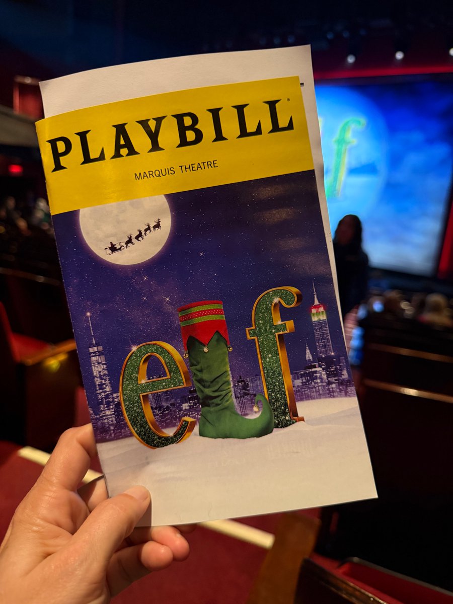 BwayDrinks's tweet photo. Themed drinks and other beverages at Elf on Broadway. https://t.co/8nNNfUuEG9