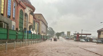 The heavy rains in Kampala remind us of the increasing intensity of weather patterns driven by the climate crisis. Flooded streets, disrupted lives, and overwhelmed drainage systems are warnings of the urgent need for resilient urban infrastructure. #ClimateActionNow