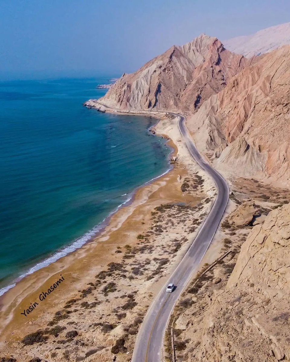 جاده زیبای مقام، هرمزگان

📸 : Yasin ghasemi