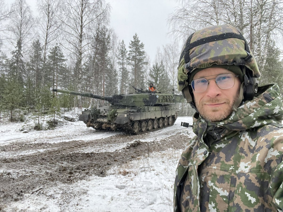Kiitos <a href="/KarjalanPR/">Karjalan prikaati</a> vieraanvaraisuudesta. Oli hieno palata tuttuihin maisemiin 24 vuoden jälkeen.  Tärkeää työtä turvallisuuden eteen. #kokonaisturvallisuus #250mpk #paraskurssi  <a href="/MPKurssit/">Valtakunnalliset maanpuolustuskurssit</a>