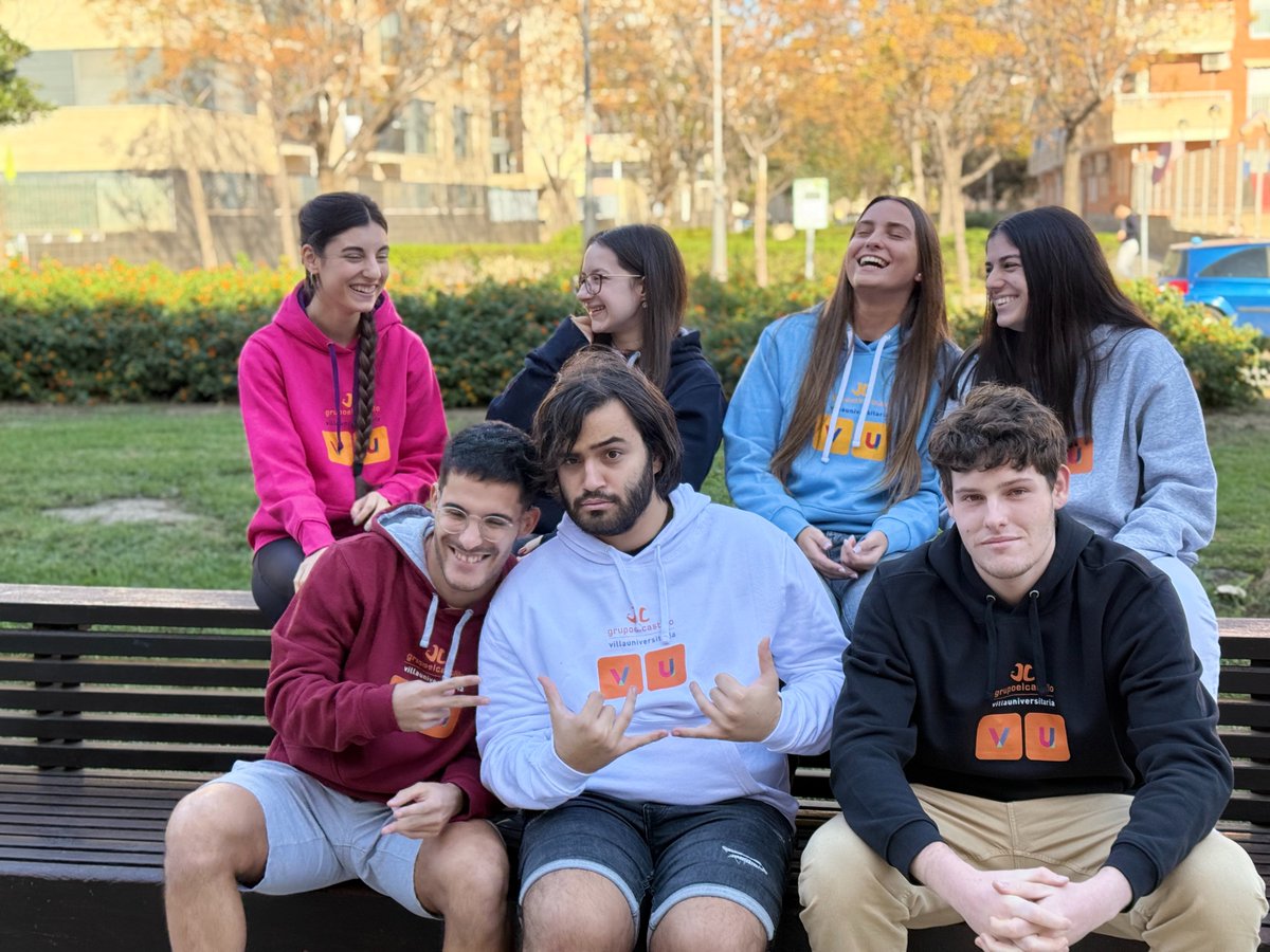 Ha llegado el momento de presentar a nuestro súper Consejo de Residentes de este curso 🤩🥳
Marina, Andrea, Pilar, Sara, Marc, Raúl y Nacho serán los representantes de los Residentes en este curso 24/25 👩🏼‍🎓👨🏽‍🎓si quieres proponer algo puedes comentarlo con ellos😃
#ViveLaVilla