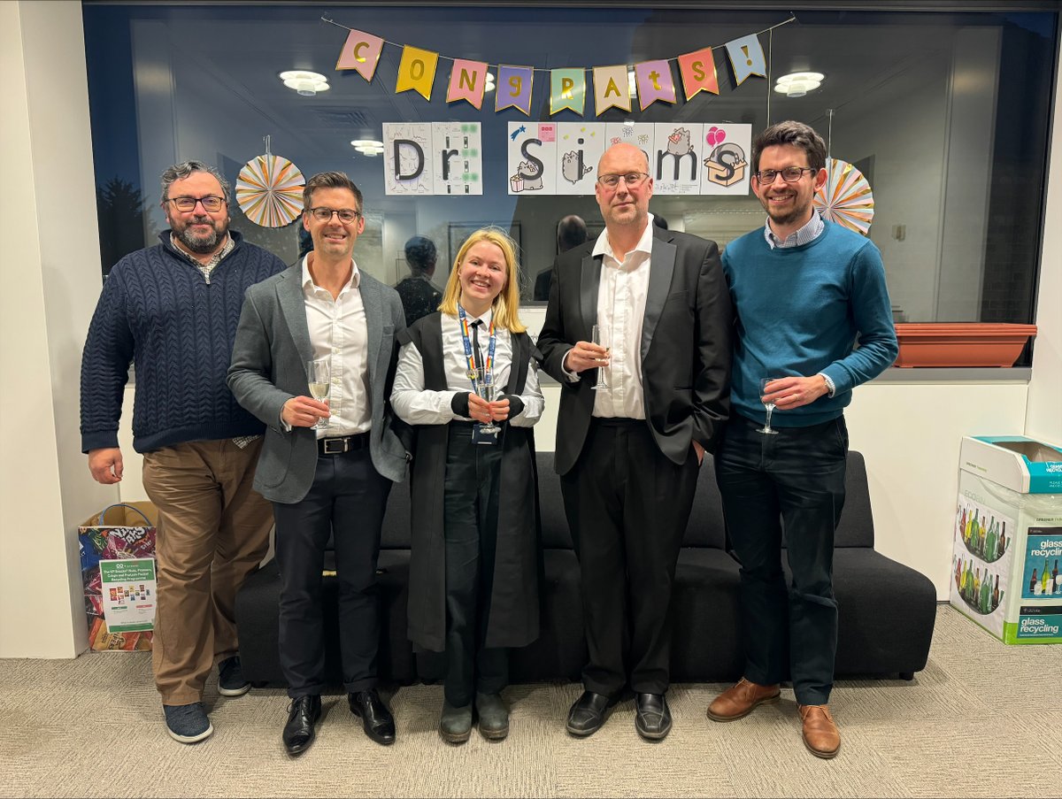 Langton Research Group (@chemlangton) on Twitter photo Congratulations to Dr Charlie Simms!!
Thanks to <a href="/Steve_JButler/">Stephen Butler</a> and Mike Neidig for doing the honours! Congratulations to Dr Charlie Simms!!
Thanks to <a href="/Steve_JButler/">Stephen Butler</a> and Mike Neidig for doing the honours!