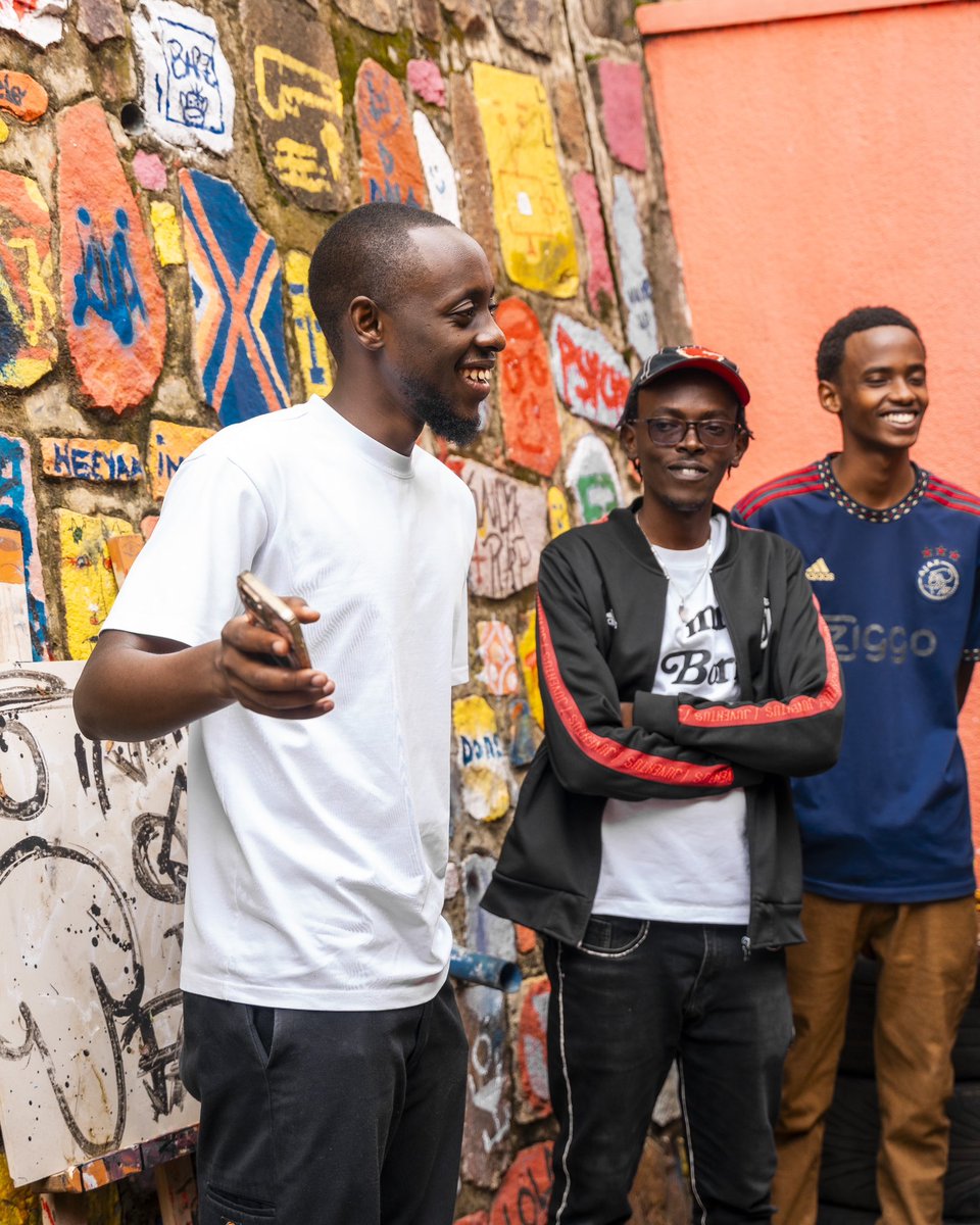 multimediahubRW's tweet image. AI Trainings at @multimediahubRW in collaboration with @IF_Rwanda wrapped up Day 2 with a special tour around @multimediahubRW ! 🌟 Participants explored the creative spaces where innovation and art meet 🚀 #createwithkmh #novembrenumerique #AIInCreativity