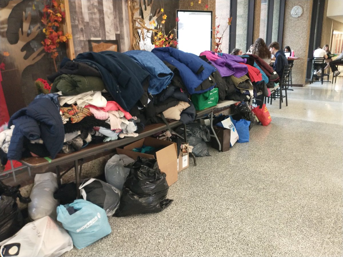 Holy Names Cath.H.S. (@holynameschs) on Twitter photo Our school community came together and gathered so many clothing articles for the winter. Congrats to Ms Lam’s dance class for bringing in the most items. Our school community came together and gathered so many clothing articles for the winter. Congrats to Ms Lam’s dance class for bringing in the most items.