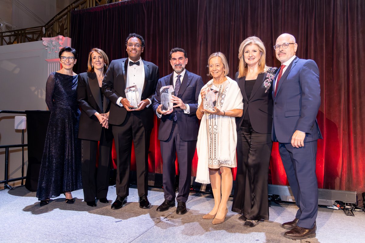 Arianna Huffington tweet media