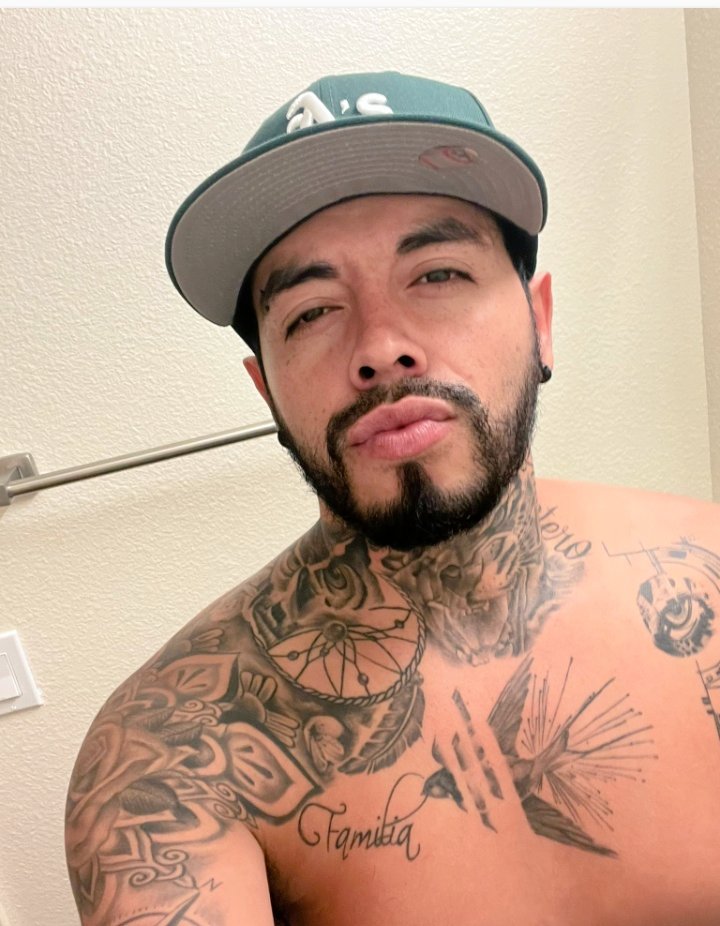 qui55825649's tweet photo. No vallan a saber lo que te hace este cholo ..... https://t.co/i2FpmQ4rNv