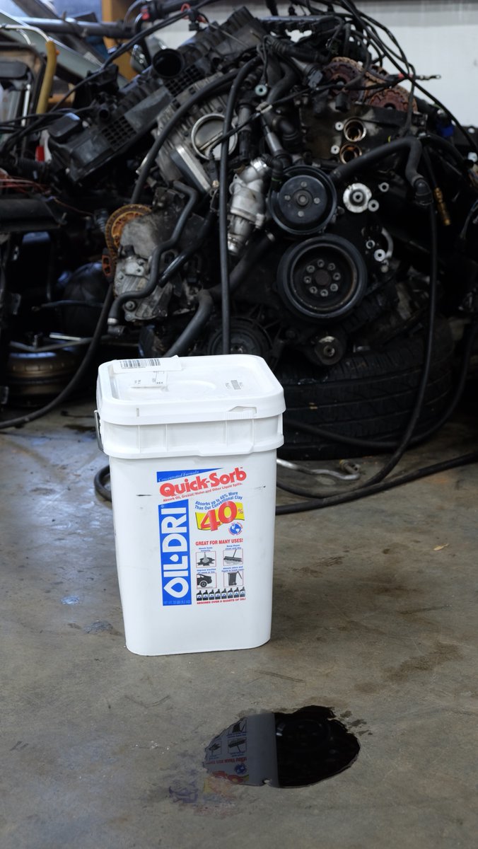 Looking for something that packs a bit more punch? Oil-Dri Quick-Sorb aborbs 40% more than our conventional clay to clean up oil, grease, water, and other liquids. It's even a great way to improve your tire traction on snow and ice as cold weather approaches!