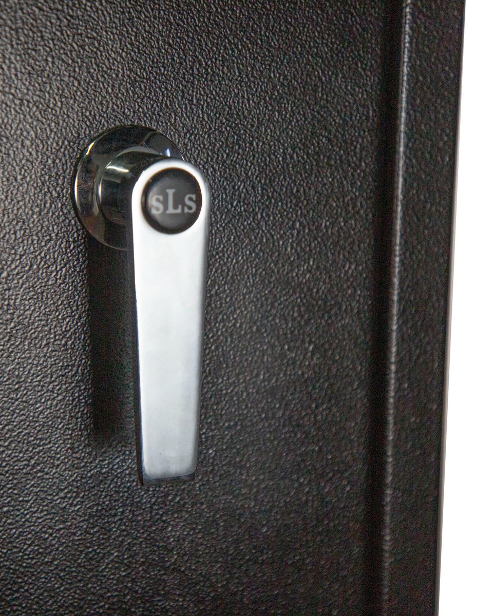 Surelock_Co's tweet image. The Lieutenant 18 is the perfect gun and home safe for the beginning collector or growing family looking for additional fire protection. 🔒

#surelocksecurityco #gunsaftey #2ndammendment #protection #defense #homeowner