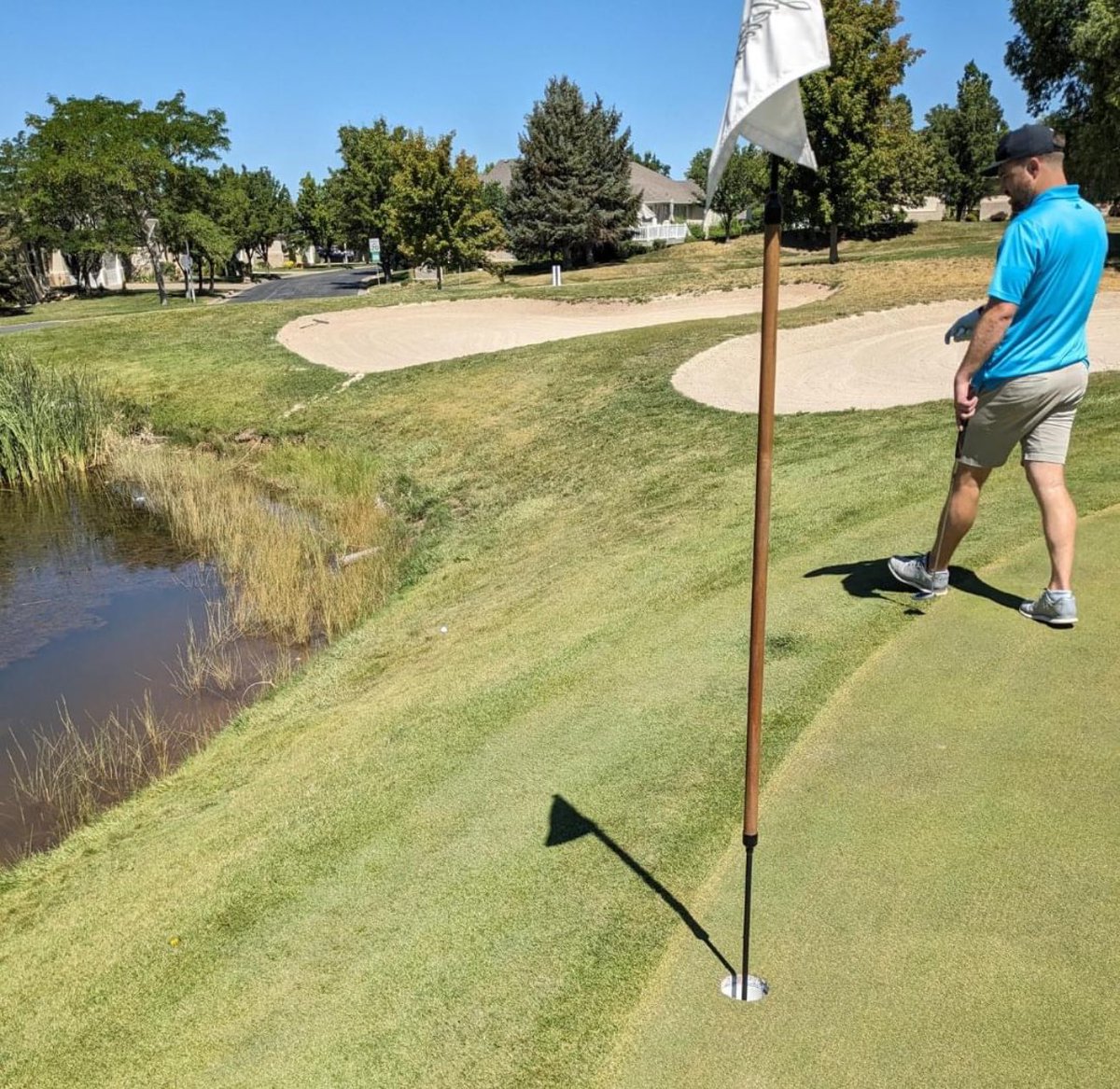 4golfonline's tweet photo. And PGA tour players think they have it tough out there. Welcome to the real world, boys and girls. https://t.co/qtHBbdRf4S