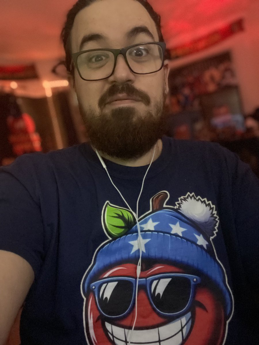 We Live! 

🍎twitch.tv/magicalapple🍎

———————

#TwitchStreamers #GamersUnite