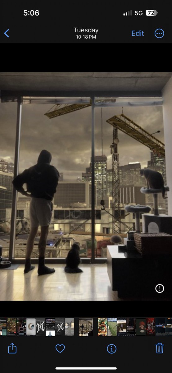 NeijmFX's tweet image. MOM! I made it! 😌