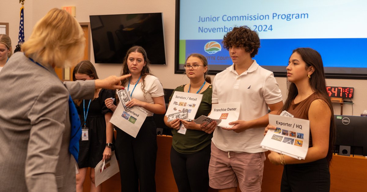 CharlotteEDO's tweet photo. Big shoutout to our very own Kay Tracy, Director of Economic Development, who rocked the stage at the Junior Commissioner Program! 🎤✨ She gave an inside look at the exciting world of economic development and how strategies are shaping the future of our community! 💡 https://t.co/FrXId7VzrS