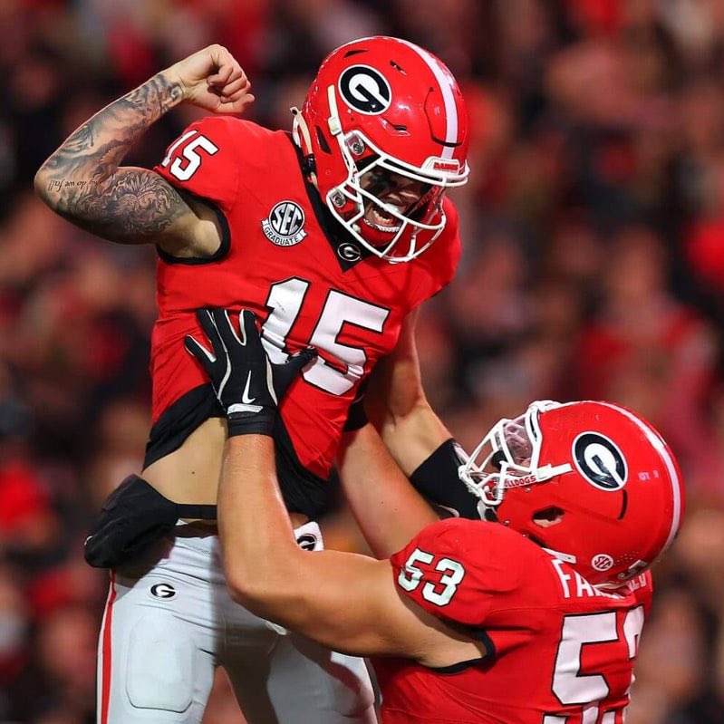 CFBReport's tweet image. Most Wins Over Currently Ranked Teams:

Georgia - 3
Oregon - 3
Alabama - 3
LSU - 2
Ole Miss - 2
Kansas - 2
South Carolina - 2
K-State - 2
Texas Tech - 2