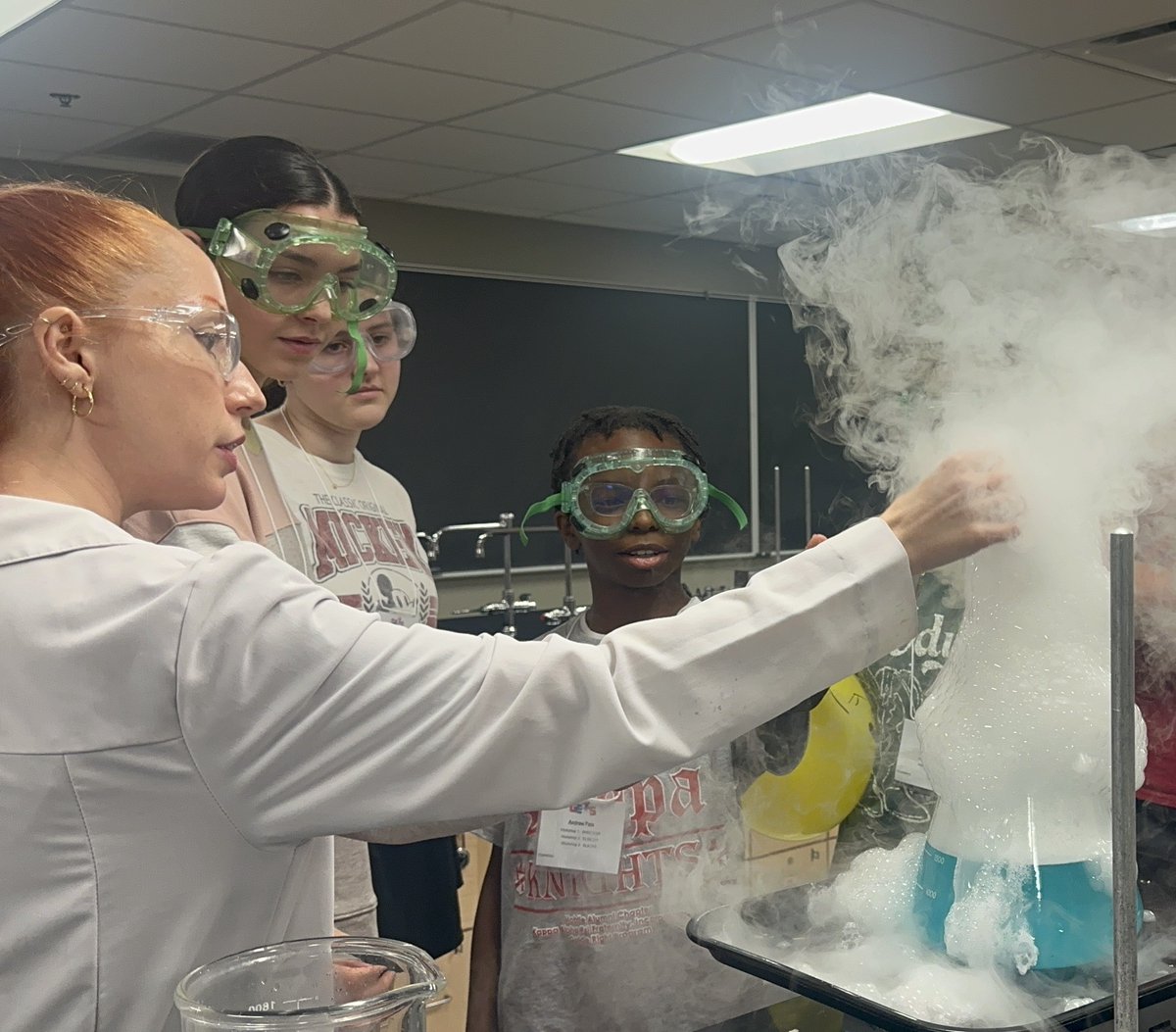 OCEatSouthAL's tweet photo. Thank you to all the volunteers who supported GEMS this past weekend! Because of you, middle schoolers from the community enjoyed a day filled with engaging, hands-on STEM activities. #SouthServes #ReadySouthGo #gemslab2024 https://t.co/Ajdf13NOzk