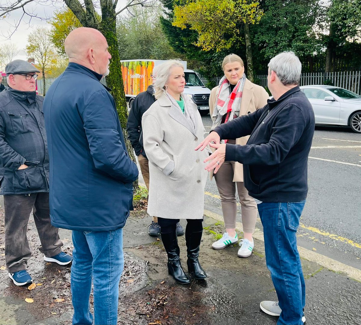 The Executive Office (@execofficeni) on Twitter photo Junior Ministers Aisling Reilly and Pam Cameron have met with representatives of <a href="/tascitnb/">TASCIT North Belfast</a> (Twaddell Ardoyne Shankill Communities in Transition) at the Houben Centre in Belfast. Ministers commended TASCIT's ongoing work to promote good relations in North Belfast and learned more Junior Ministers Aisling Reilly and Pam Cameron have met with representatives of <a href="/tascitnb/">TASCIT North Belfast</a> (Twaddell Ardoyne Shankill Communities in Transition) at the Houben Centre in Belfast. Ministers commended TASCIT's ongoing work to promote good relations in North Belfast and learned more