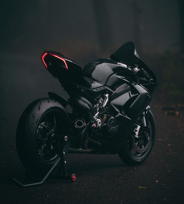 Bike Lover tweet media