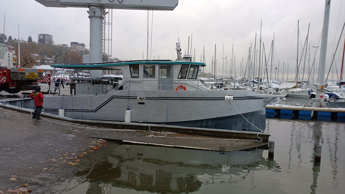 Jean Guillard (@jeanguillard) on Twitter photo Mise à l'eau réussie pour le nouveau bateau <a href="/UmrCarrtel/">UmrCarrtel</a> <a href="/INRAE_France/">INRAE</a> <a href="/Univ_Savoie/">UnivSavoieMontBlanc</a> Merci à tous les partenaires <a href="/Dep_74/">Département de la Haute-Savoie</a> <a href="/AnaeeFrance/">AnaEE France</a> <a href="/OFBiodiversite/">Office français de la biodiversité</a> <a href="/SIG_Geneve/">SIG</a> Fonds Vitale Vert <a href="/EDFofficiel/">EDF</a> #ZABR @Edytem #FondationCaisseEpargneRhôneAlpes <a href="/sup_recherche/">Ministère Enseignement supérieur et Recherche</a> #CIPEL <a href="/FondationUSMB/">FondationUSMB</a> Mise à l'eau réussie pour le nouveau bateau <a href="/UmrCarrtel/">UmrCarrtel</a> <a href="/INRAE_France/">INRAE</a> <a href="/Univ_Savoie/">UnivSavoieMontBlanc</a> Merci à tous les partenaires <a href="/Dep_74/">Département de la Haute-Savoie</a> <a href="/AnaeeFrance/">AnaEE France</a> <a href="/OFBiodiversite/">Office français de la biodiversité</a> <a href="/SIG_Geneve/">SIG</a> Fonds Vitale Vert <a href="/EDFofficiel/">EDF</a> #ZABR @Edytem #FondationCaisseEpargneRhôneAlpes <a href="/sup_recherche/">Ministère Enseignement supérieur et Recherche</a> #CIPEL <a href="/FondationUSMB/">FondationUSMB</a>