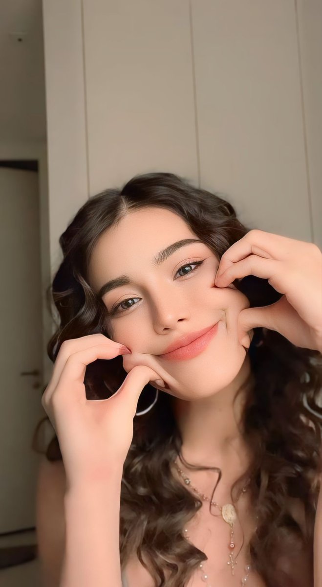 jellyjihyo2's tweet photo. Mahal kita palagi, pretty girl!!! 🩷🥰 @Nesamahmoodii
#nesamahmoodi #nesa
#happynudee #nudeelife #nudee https://t.co/KKbFTmWAep