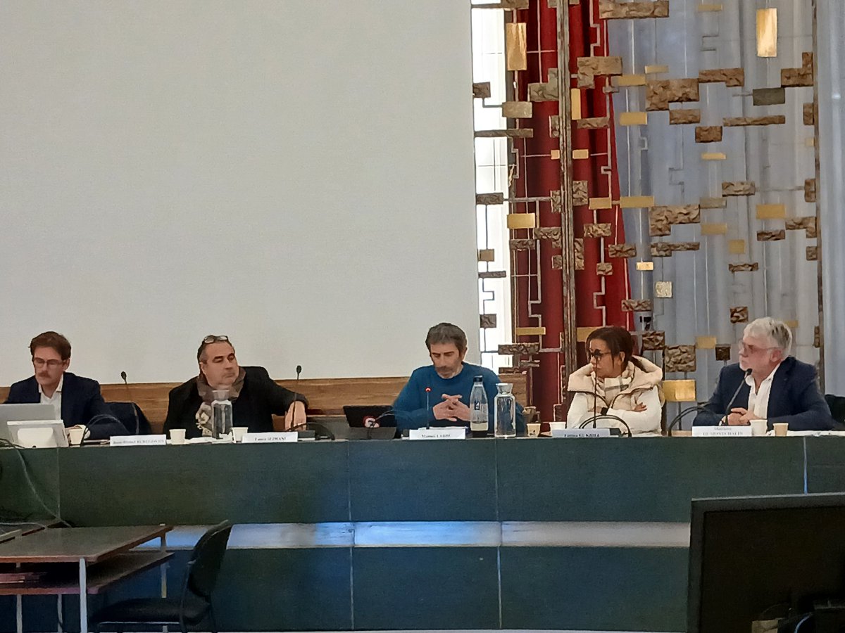 eluspcfrouen's tweet photo. En conseil municipal, @ManuelLabb3 dénonce les coupes budgétaires faites sur le financement des communes. Si des économies doivent être trouvées, elles sont certainement du côté des plus riches qui ont béneficié de cadeaux des gouvernements précédents. https://t.co/Cosj4NMS1X