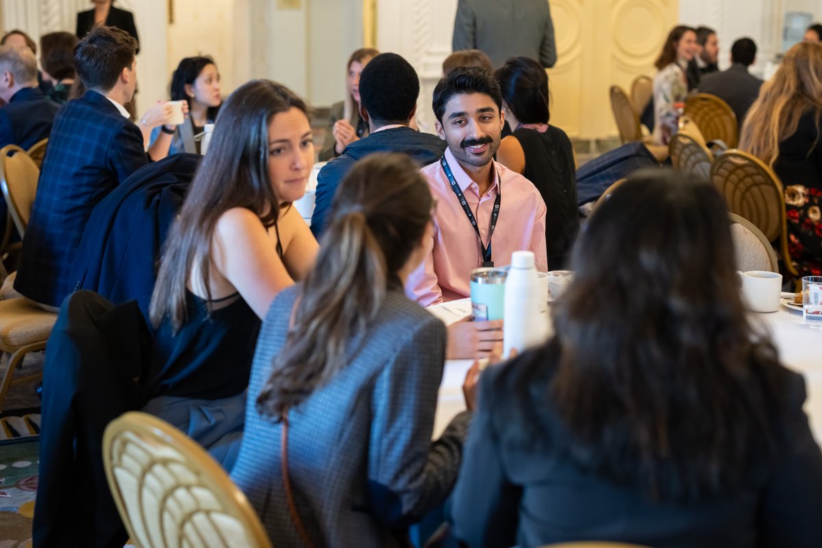 Schmidt Science Fellows tweet media