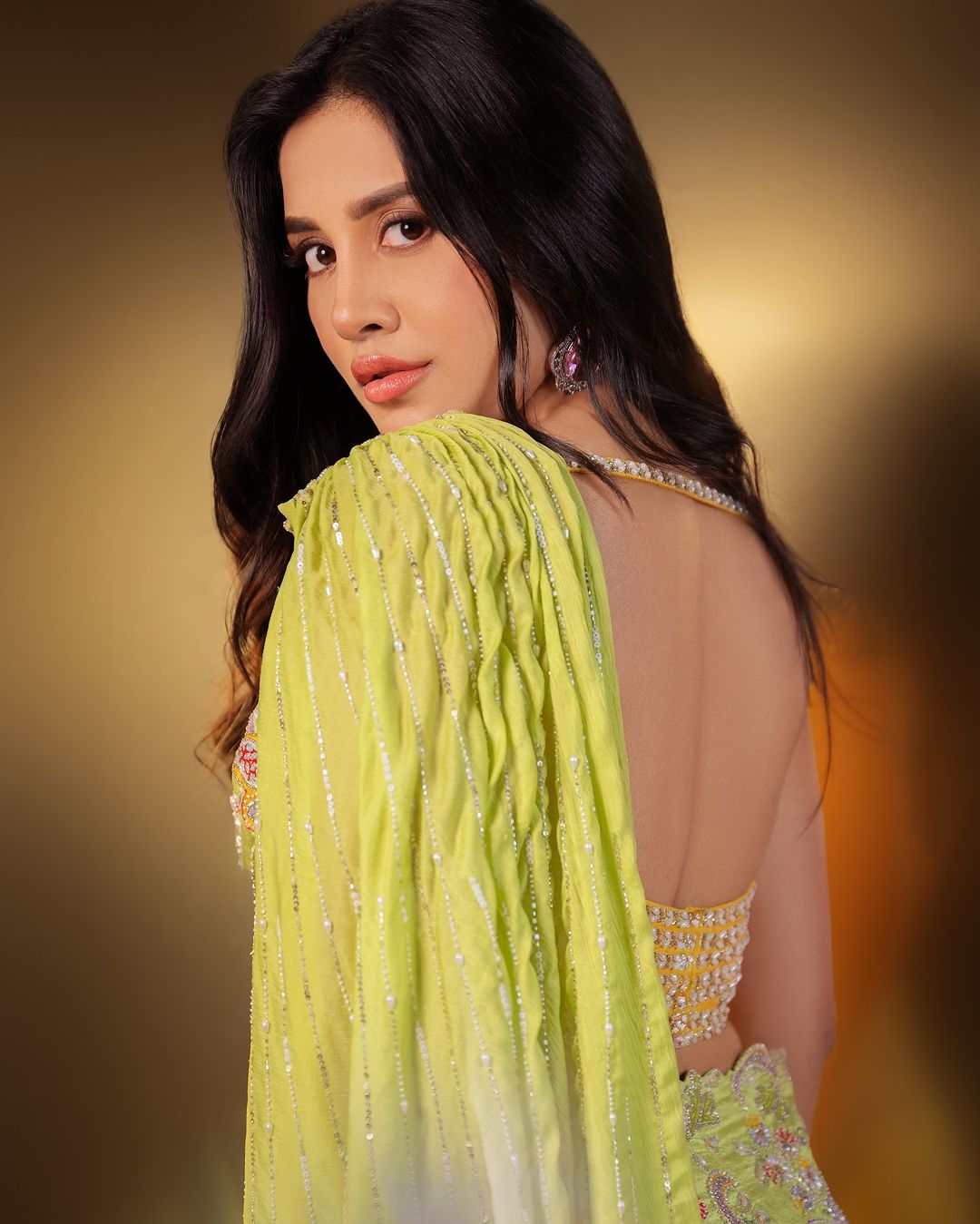 Gc6A4ksXsAAbZQI?format=jpg&name=large