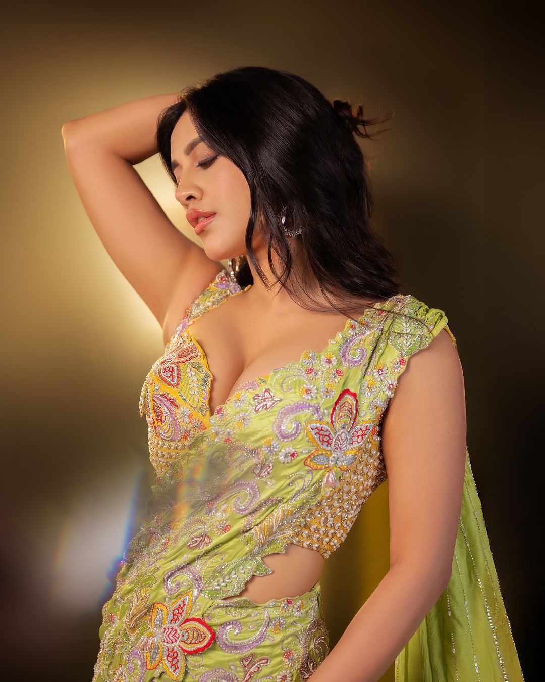 Gc6A50hXAAAc7FC?format=jpg&name=large