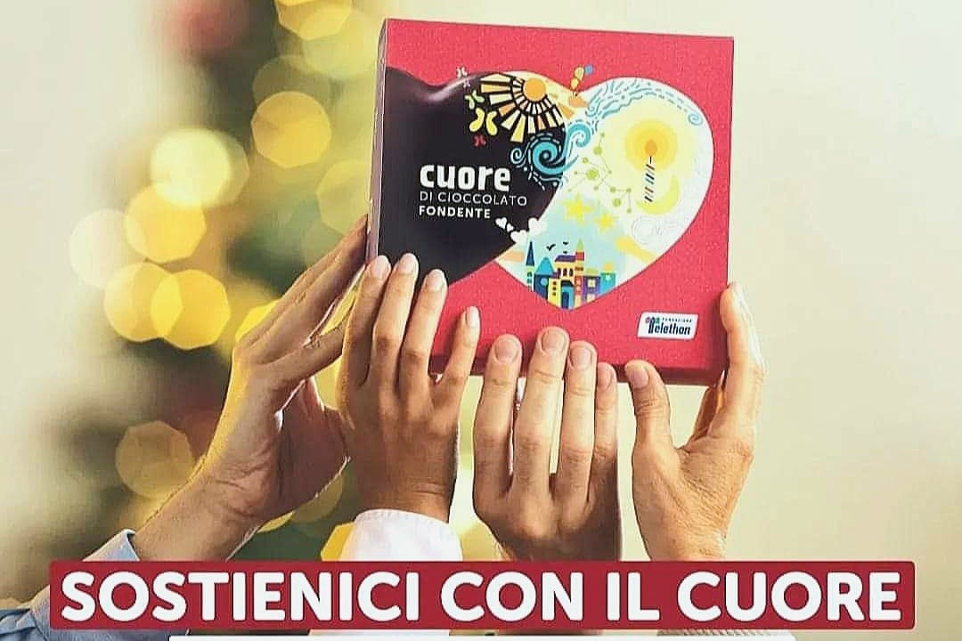 GiuliaMadonna's tweet photo. Ringrazio l' Agenzia Letteraria Sopralerighe di Marylin Santaniello per avermi coinvolto in questo importante evento ...For Telethon... https://t.co/9EccY00gbq