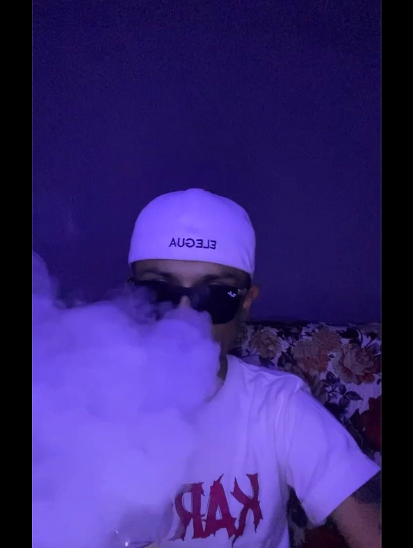 C.R🧊 tweet media
