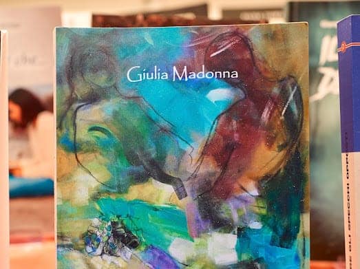 GiuliaMadonna's tweet photo. Ringrazio l'agenzia Letteraria Sopralerighe di Marylin Santaniello per l' esposizione della mia Silloge "l'equilibrista" al Campania Festival 2024....Materiali "L'Autore Egregio in fiera 2024" per rassegna Campania Libri Festival 2024.. https://t.co/3pCstBwUXe