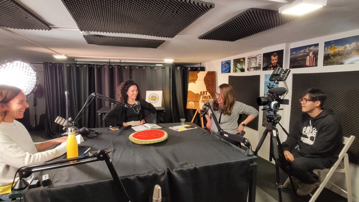 cmfe_eu's tweet photo. Last week in Athens, we partnered with @Hostwriter to bring  journalists together for the @Displayeurope City Sessions @refocusmedialab Through presentations, group work &amp; a podcast session, we explored solutions to Europe's pressing issues 'Urban tourism, housing &amp; migration. https://t.co/h5VnvfZc0v