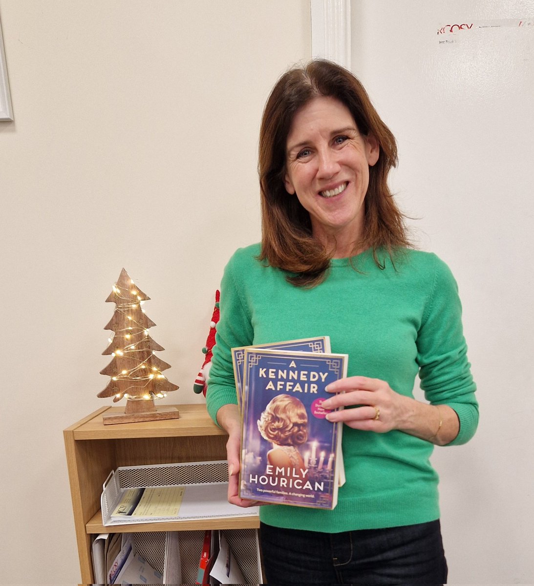 Hachette Ireland tweet media