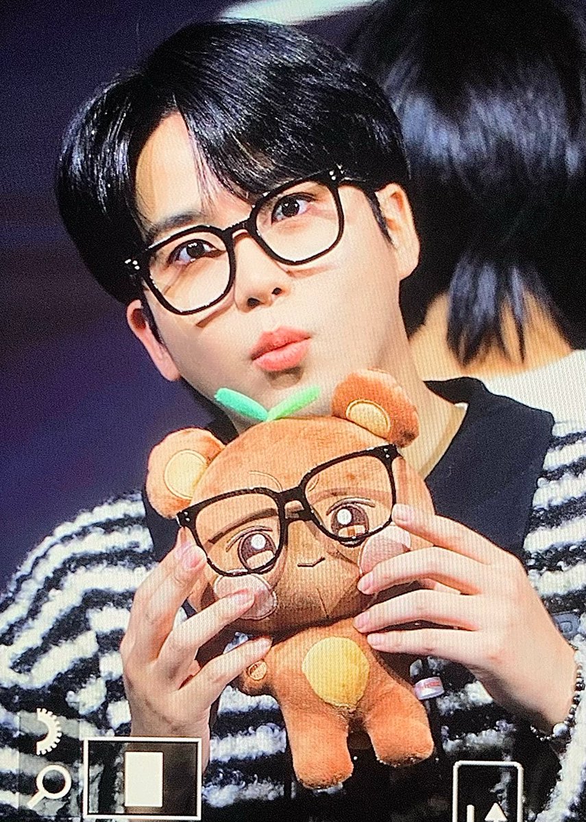 DelightJH_'s tweet photo. 241121 아 누가 종호야...
#에이티즈 #종호 #최종호 #ATEEZ #JONGHO #ジョンホ https://t.co/8BCncyAy6X