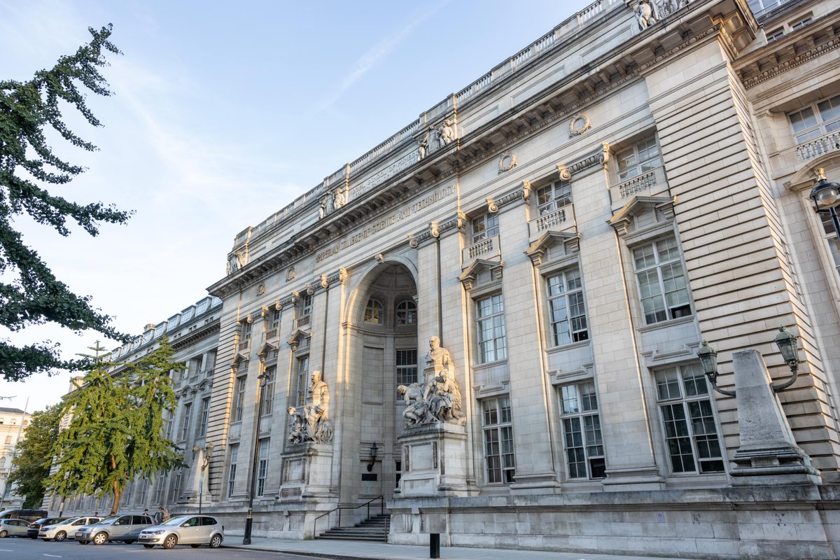 📣We're hiring! 

Join us as a Research Assistant/Associate in Battery Characterisation in Dr Ann Huang's group.

Find out more: ow.ly/JhaB50Ub9qN