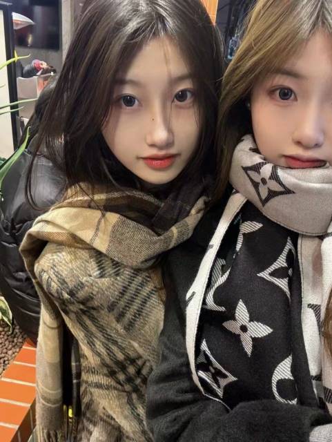 #上海
硬5W  上海真实本帮菜双胞胎04年
姐姐173C   妹妹175C真实本帮菜双胞胎，新人刚下水
Q：755749190
V：beizhe13
✈️:https://t.co/XGBWQiEQgX https://t.co/2mo0leGYWY