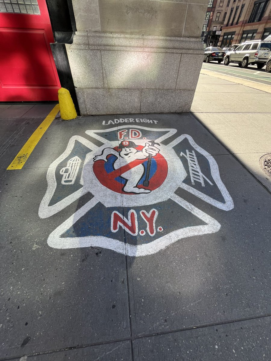 seftonpara's tweet photo. I ain’t afraid of no ghosts! 
Ghostbusters Headquarters NYC! 
#ghostbusters https://t.co/qgpF3J67Ns