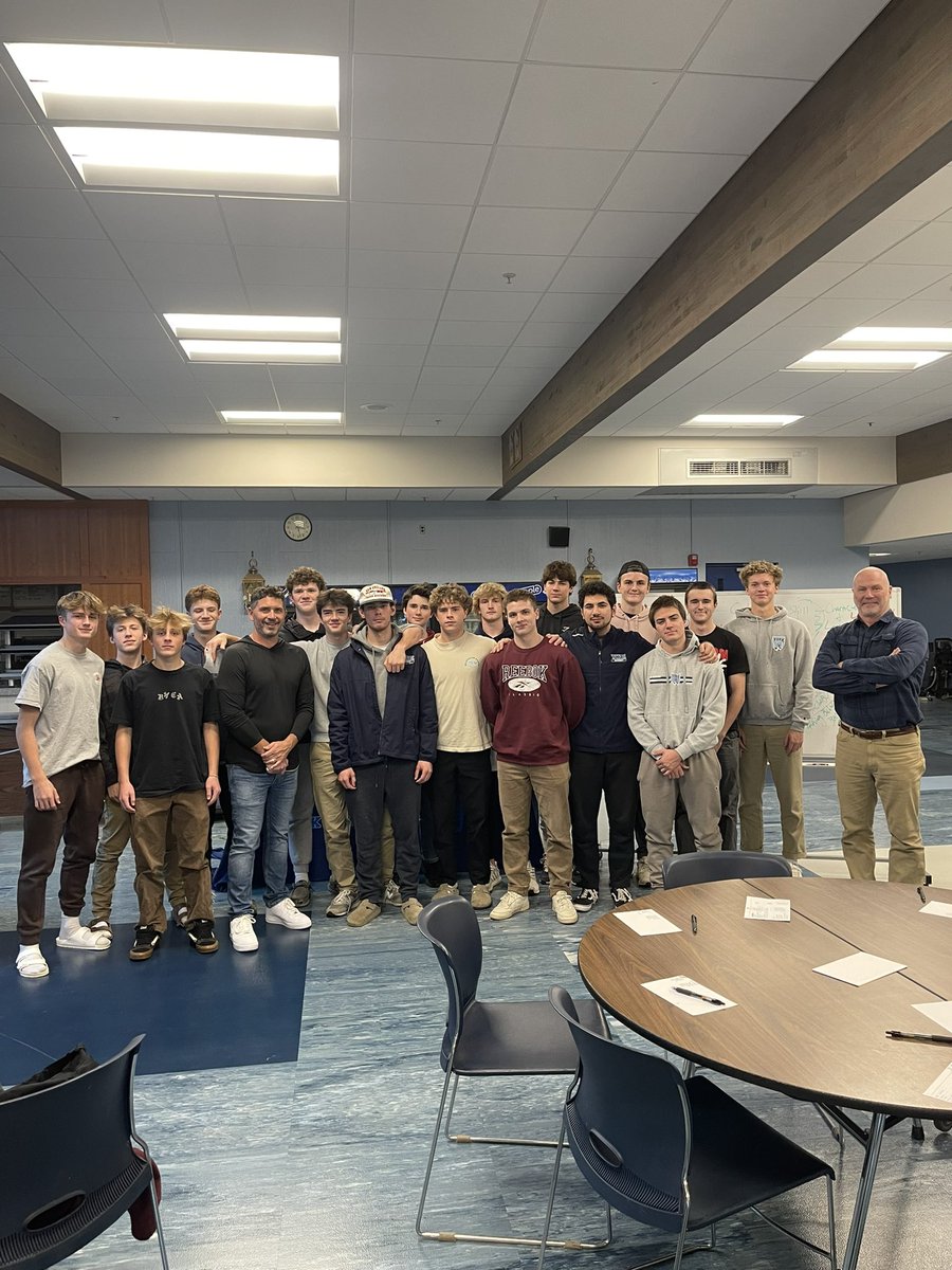 We were back with York High School for their winter sports #LeadEmUp kickoff this week. This is the second of three Campus Day trainings they will be hosting this school year. 

York is building a special culture within their athletic department under the leadership of AD Jeff