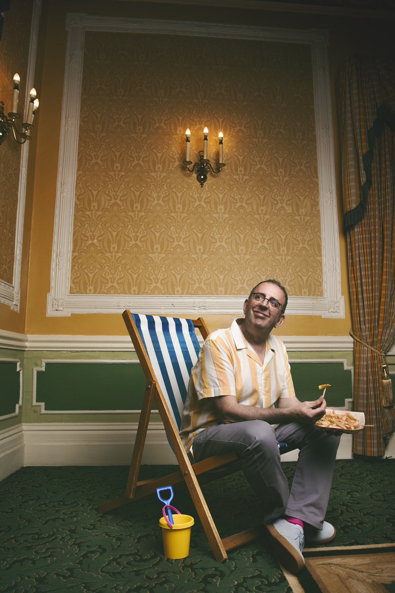 REV’S GOING TO THE JUNGLE! 

Make sure you bring your bucket and space <a href="/RevRichardColes/">Richard Coles</a> 😂

2nd 📸 <a href="/MrMattCrockett/">Matt</a>