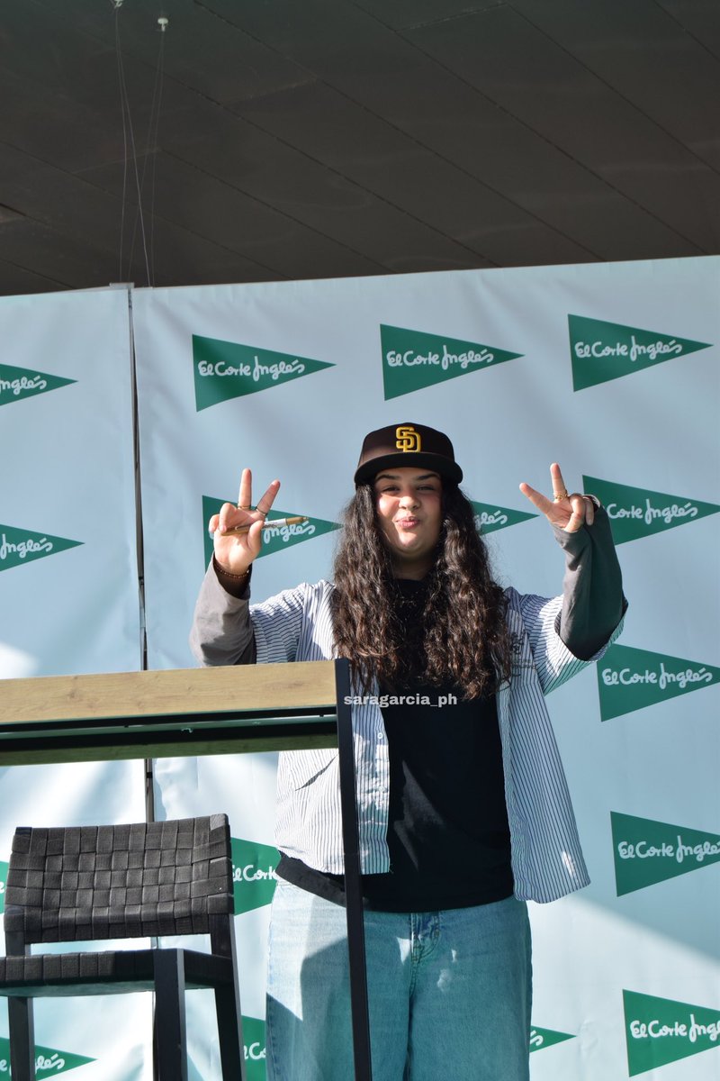 la violeta de la calle tweet media