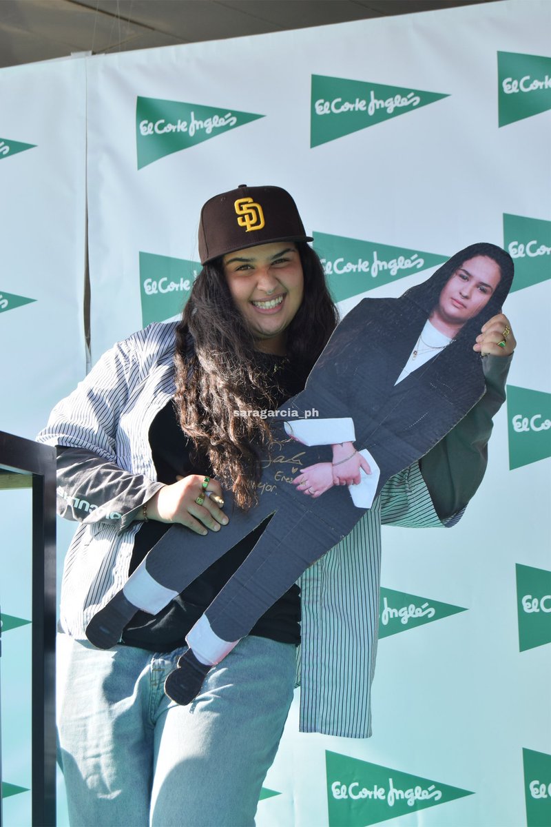 la violeta de la calle tweet media