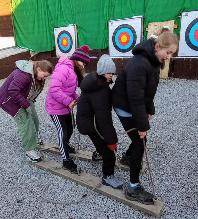 Queen's School Trips tweet media