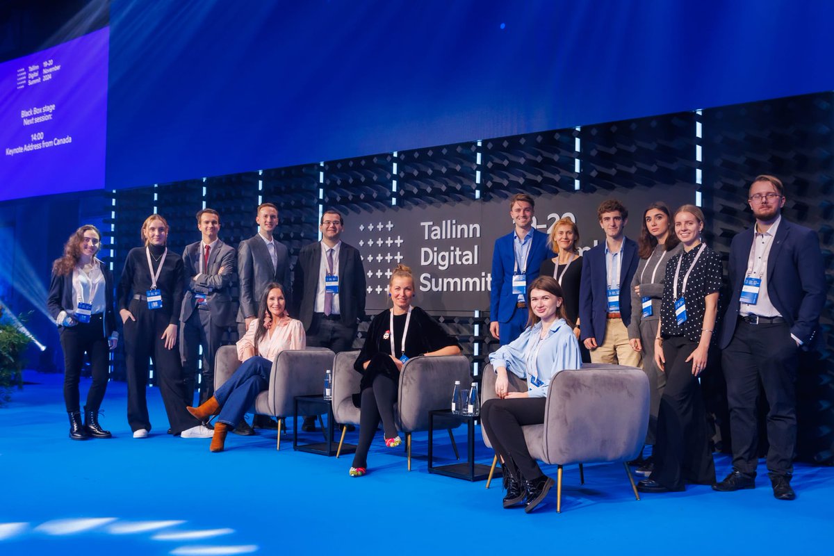 🙏 A Huge Thank You to Our Volunteers!

Your incredible contributions, hands-on support, and friendly attitude made this event a true success. From helping attendees to ensuring everything ran smoothly, you were the backbone of the summit. 🥂

#TDS2024