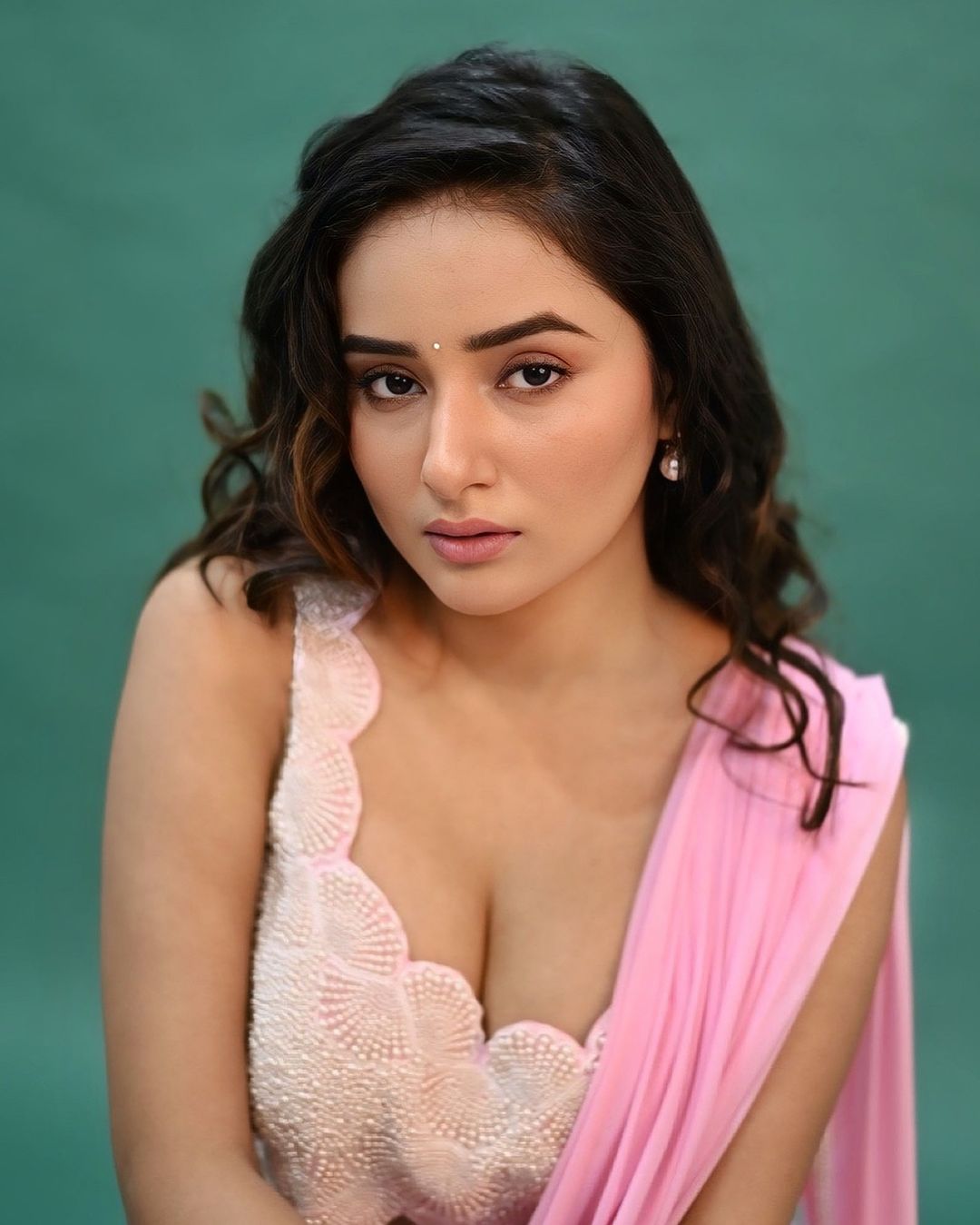 Gc6KtH0W4AAAksD?format=jpg&name=large