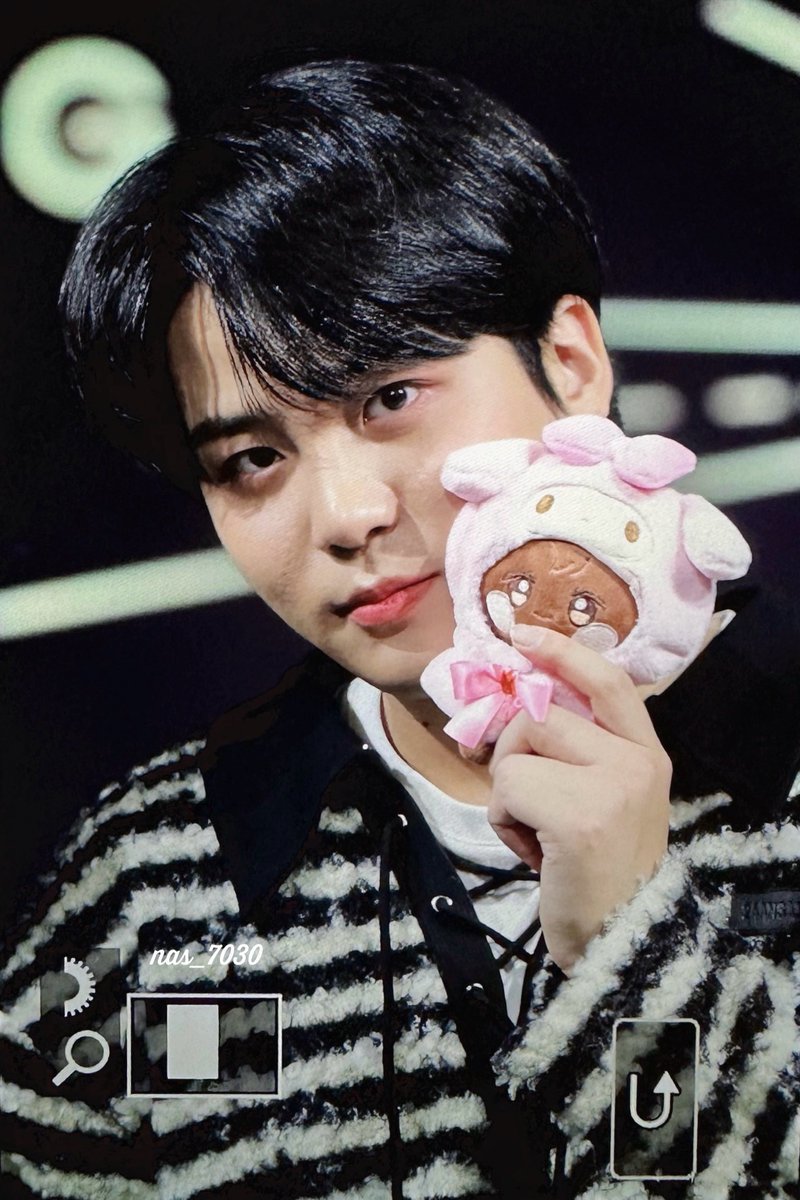 나스🐻 tweet media