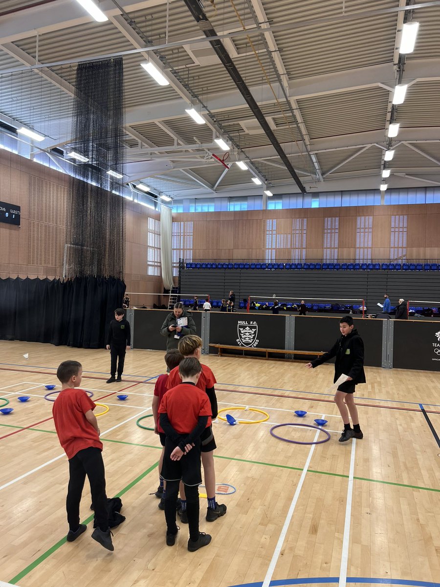 Another action packed day of <a href="/BadmintonEnglnd/">Badminton England</a> new festival format 🏸 

Year 5/6 groups had their turn today! We held the festival  alongside our Year 5/6 Timed Team Championshis delivered by <a href="/PaulPBadminton/">Paul Pratt</a> 

Thanks to all schools who took part &amp; <a href="/HullUniSport/">University of Hull Sport & Active Wellbeing</a> for hosting us!