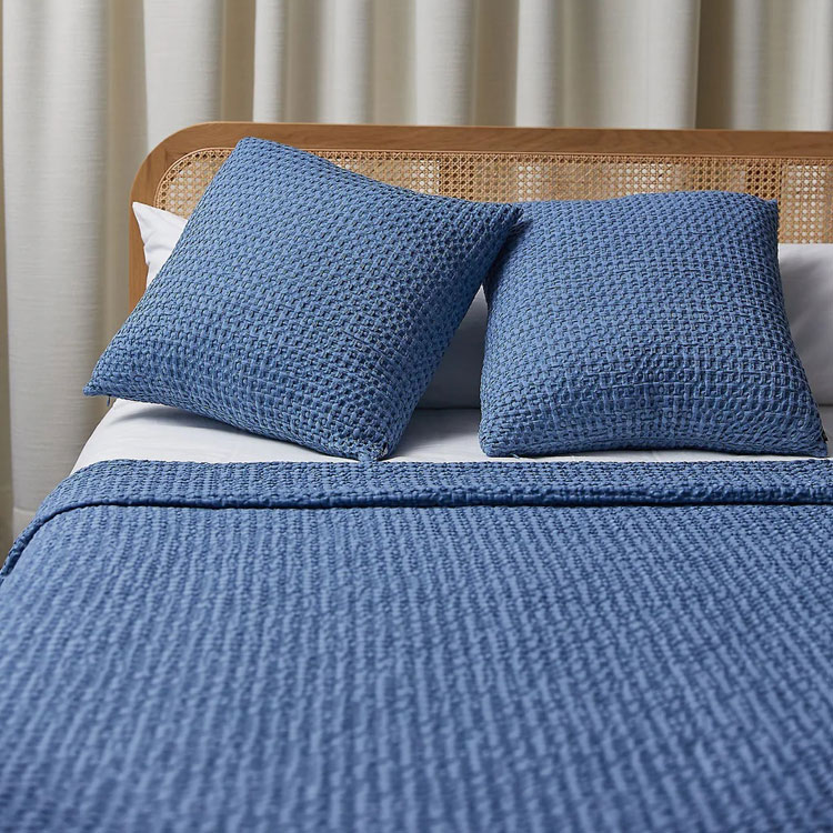 Bedlinen Direct tweet media