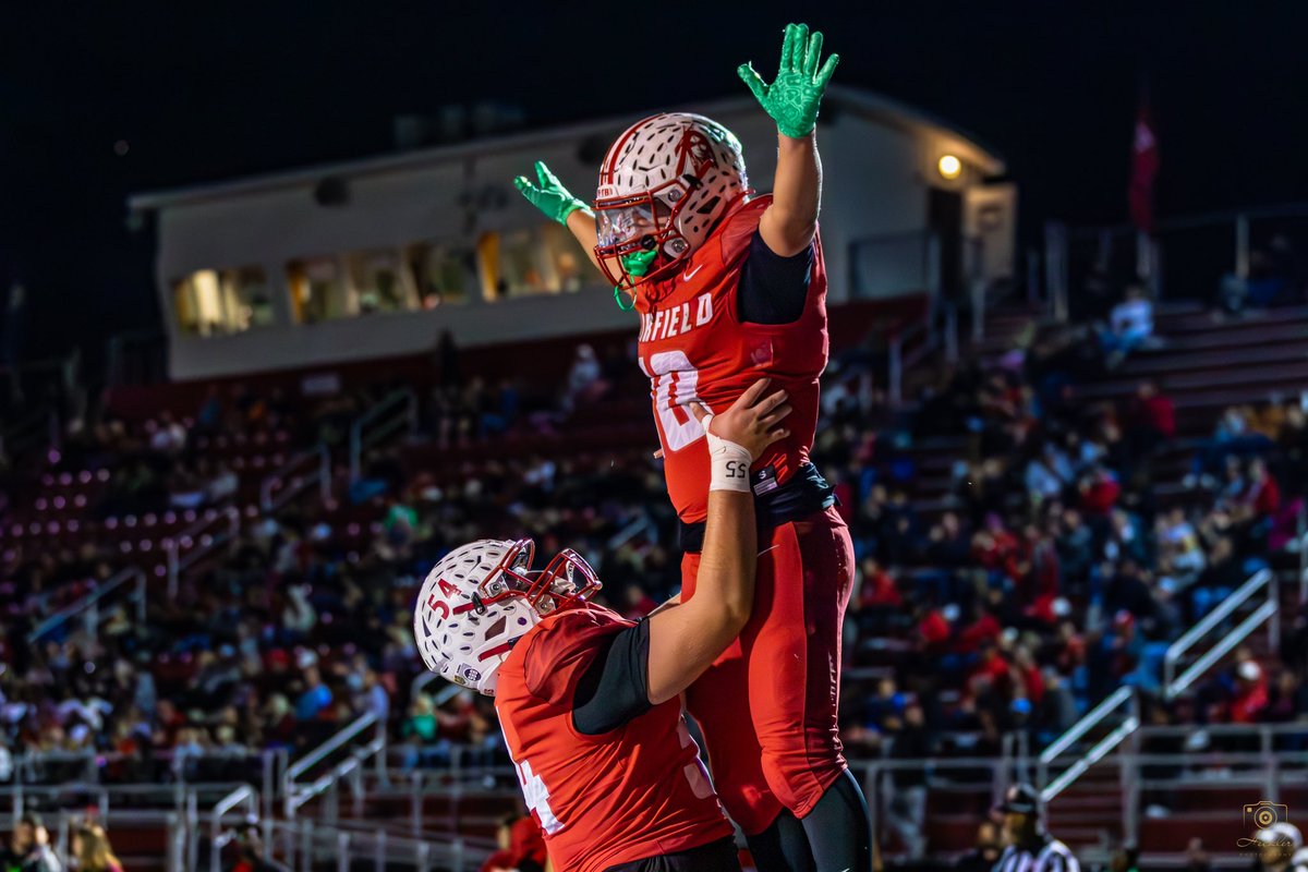 1st Team All GMC 
1st Team All Southwest Ohio 
1,793 Total yards 
15 TDS 
                               ⬇️⬇️⬇️
hudl.com/v/2QZCDF